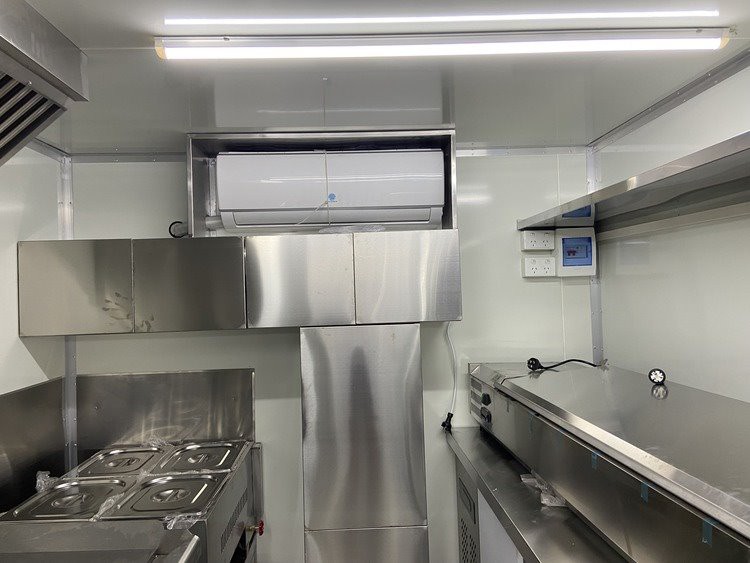 commercial kitchen trailer with ac unit